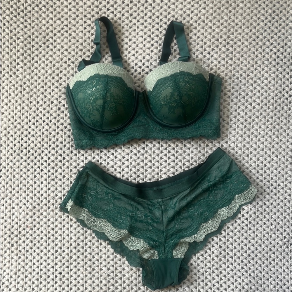 Blush Lingerie Green Lace Set